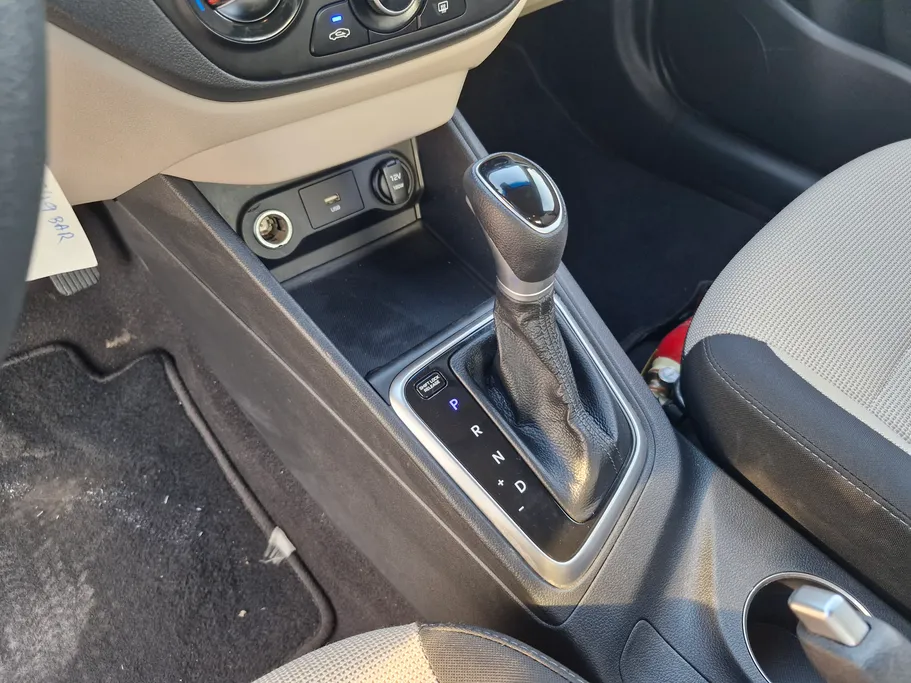 2022 هيونداي Accent سمارت 