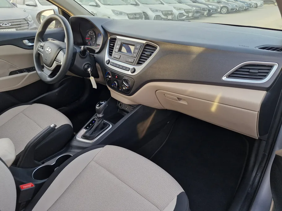 2022 هيونداي Accent سمارت 