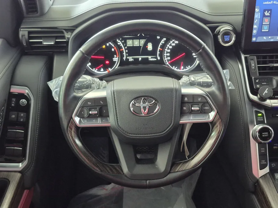 2024 Toyota Land Cruiser VXR 