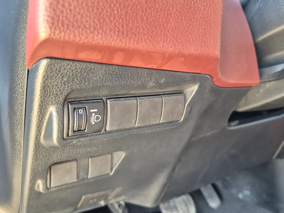 2023 Toyota Corolla Cross LE HEV 