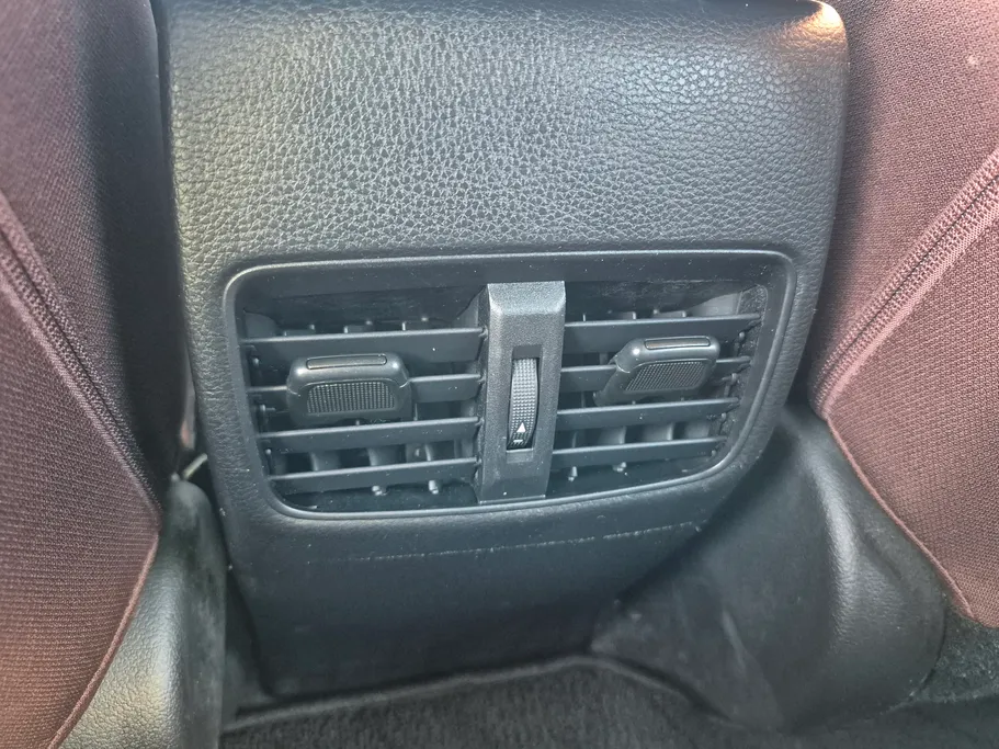 2023 Toyota Corolla Cross LE HEV 