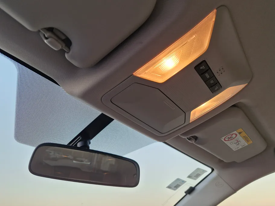 تويوتا راف فور LE 2021 