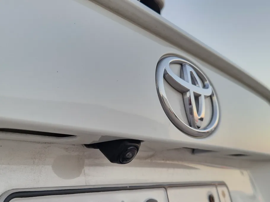 تويوتا راف فور LE 2021 