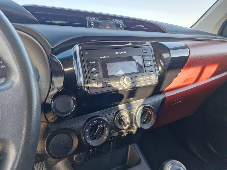 2022 Toyota Hilux GL 