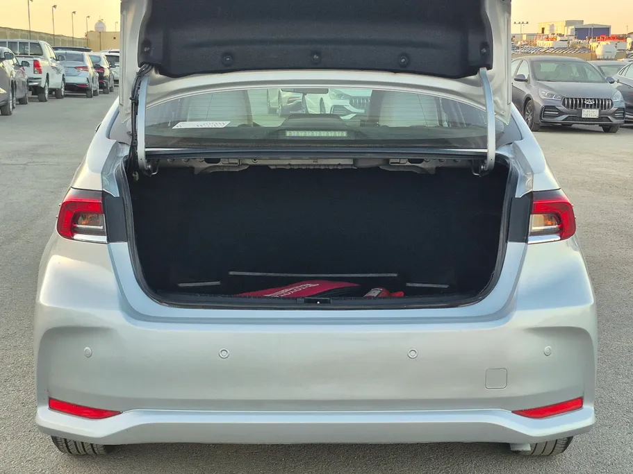 تويوتا كورولا XLI 2022 