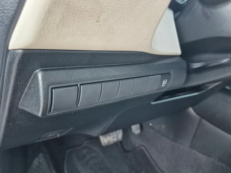 تويوتا كورولا XLI 2022 