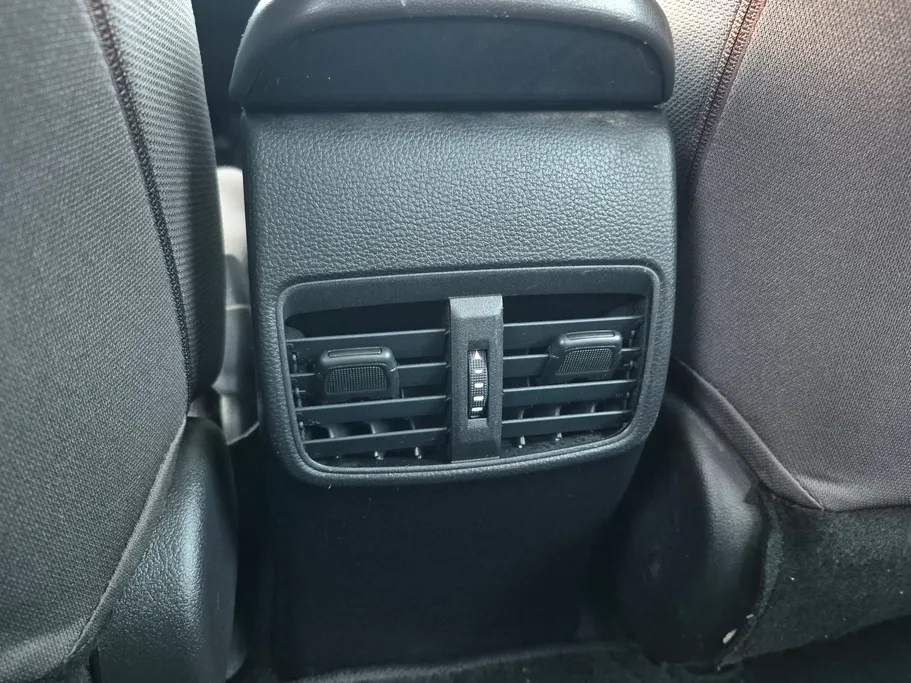 تويوتا كورولا XLI 2022 