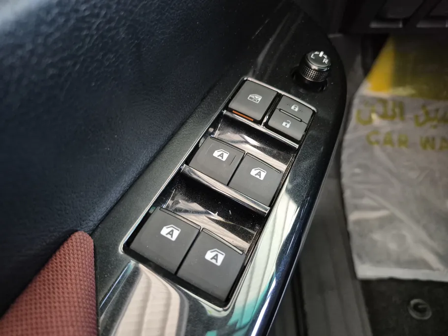 2025 Toyota Hilux SGLX 4X4 2.7L AT 