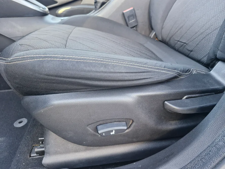 2023 Chevrolet Groove LT 