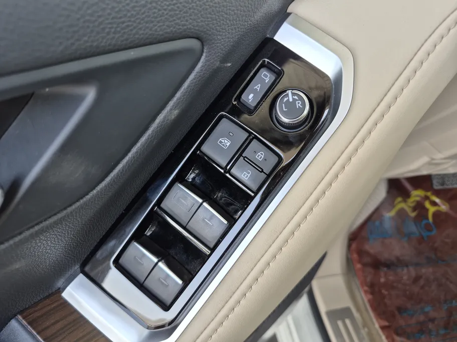 2024 Toyota Land Cruiser GXR4 