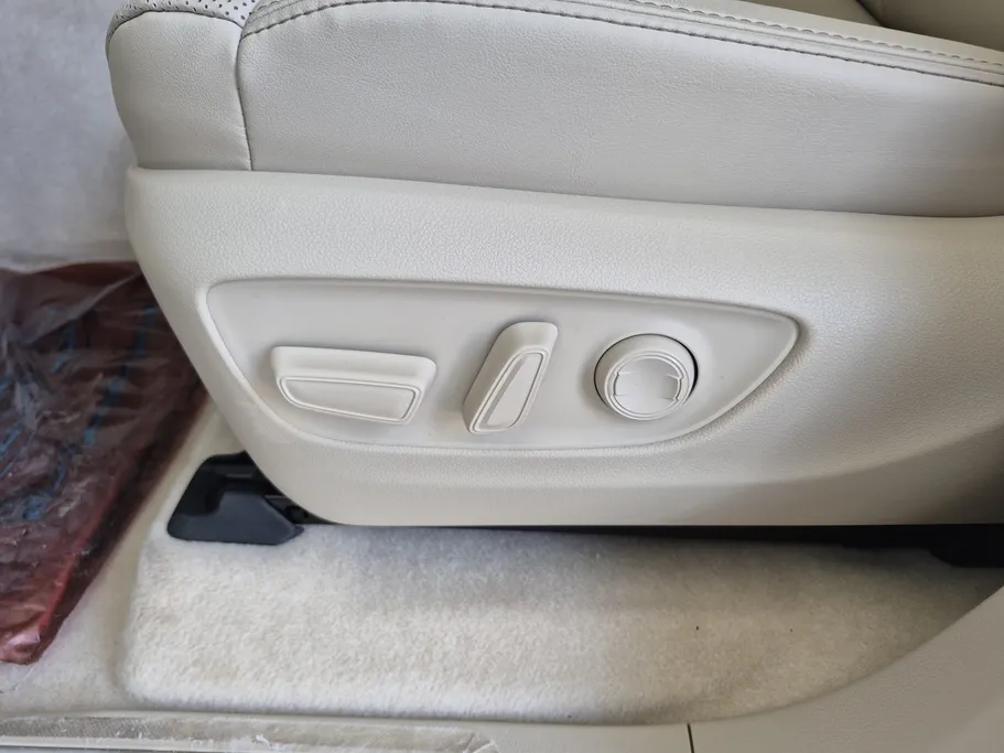 2024 Toyota Land Cruiser GXR4 