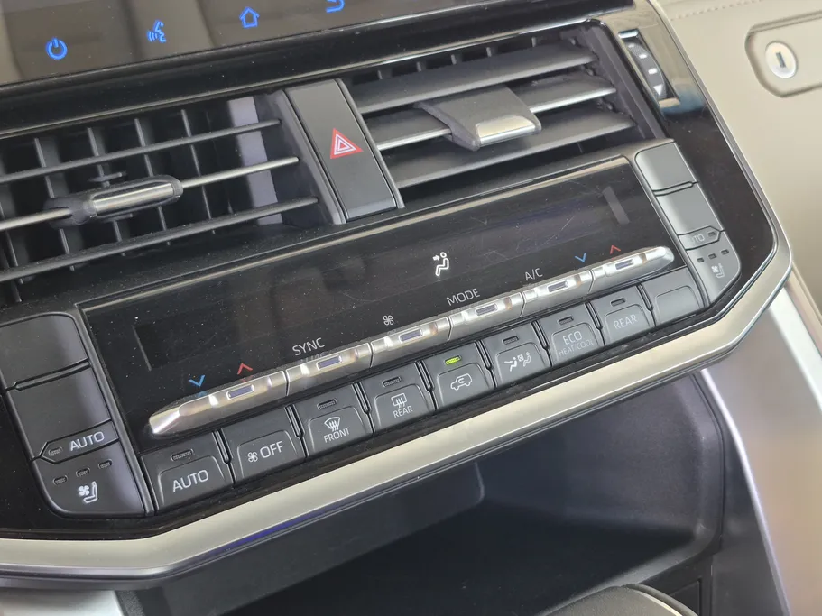 2024 Toyota Land Cruiser GXR4 