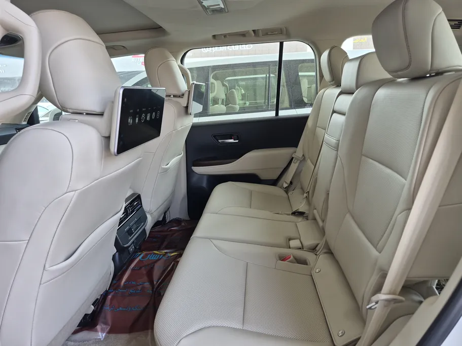 2024 Toyota Land Cruiser GXR4 