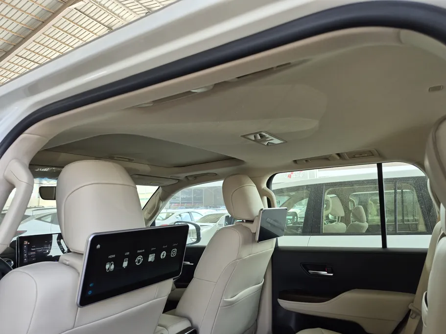 2024 Toyota Land Cruiser GXR4 