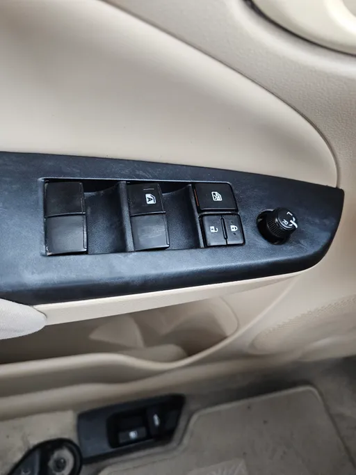 تويوتا يارس Y 2020 