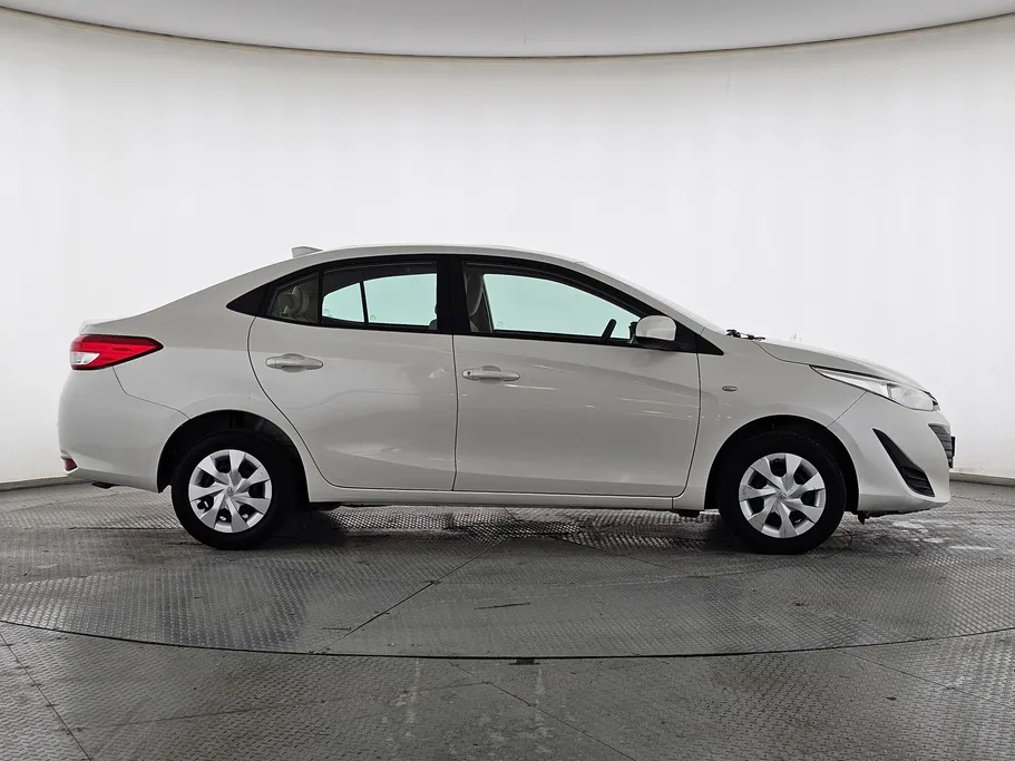 تويوتا يارس Y 2020 