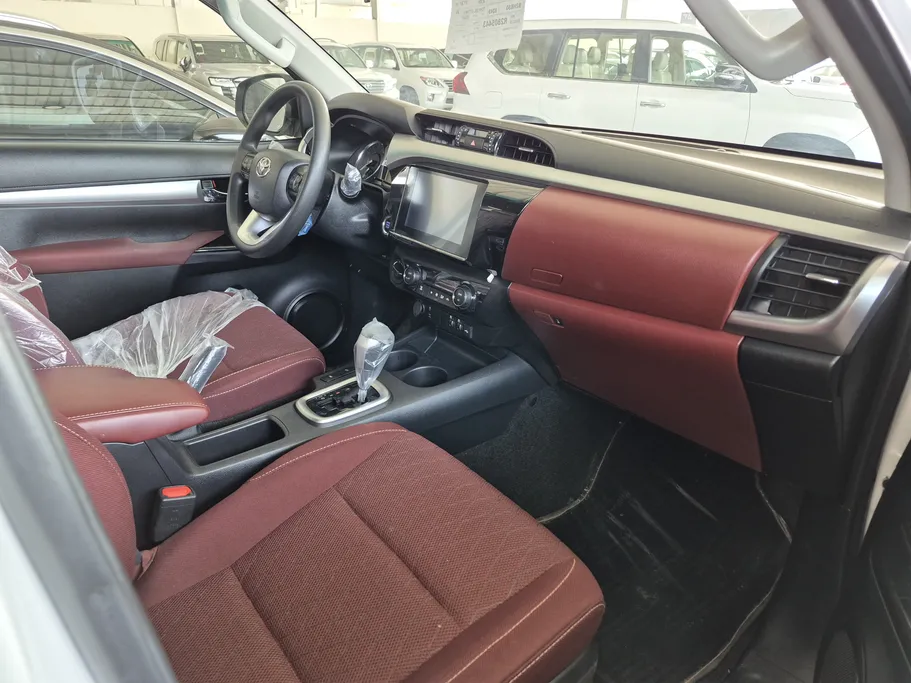 2024 Toyota Hilux SGLX 4X4 2.7L AT 