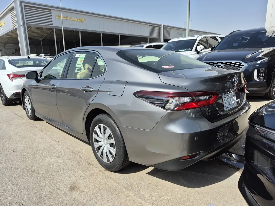 2024 Toyota Camry  LE 