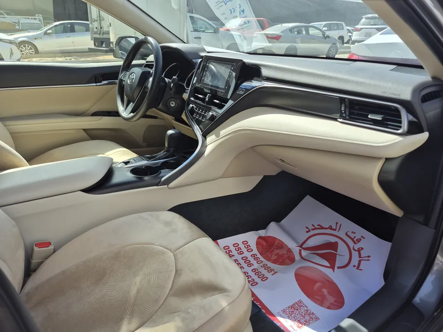 تويوتا كامري LE STD 2024 