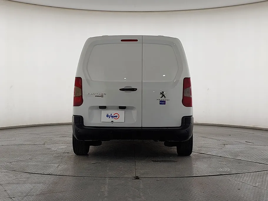 بيجو بارتنر Short van 2023 