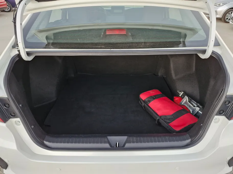 تويوتا يارس Y 2023 