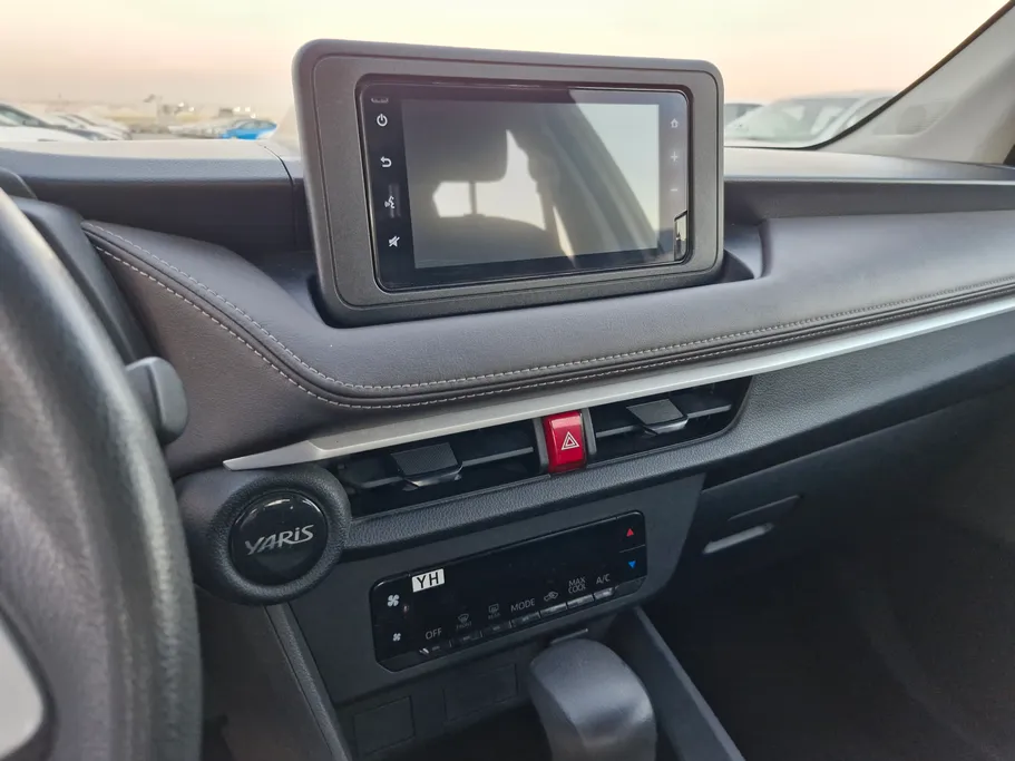 تويوتا يارس Y 2023 