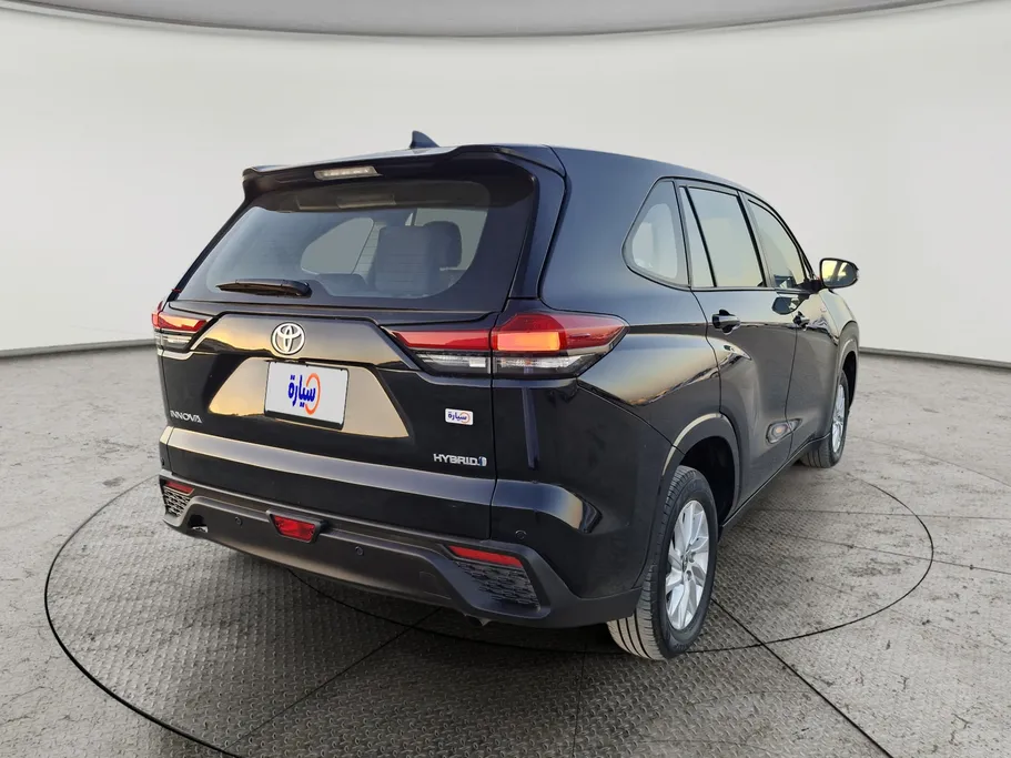 تويوتا اينوفا GL HEV 2024 