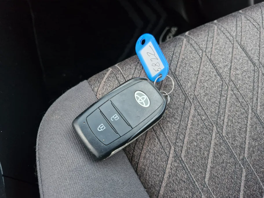 2024 Toyota Innova GL HEV 