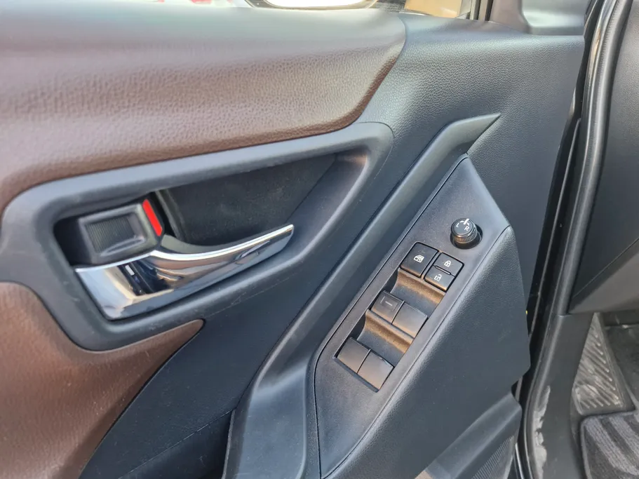 2024 Toyota Innova GL HEV 