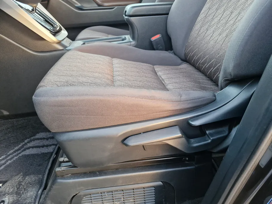 2024 Toyota Innova GL HEV 