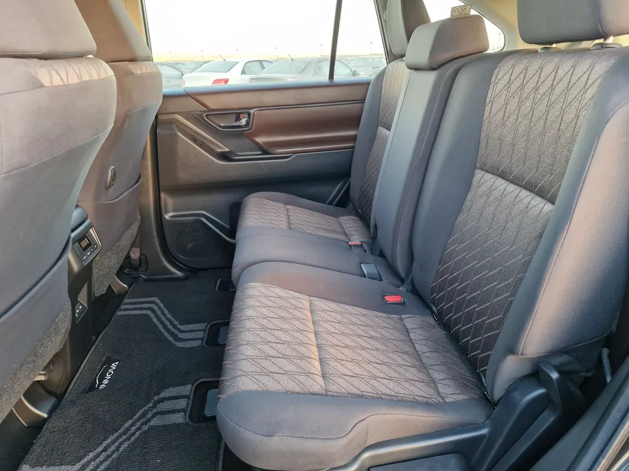 2024 Toyota Innova GL HEV 