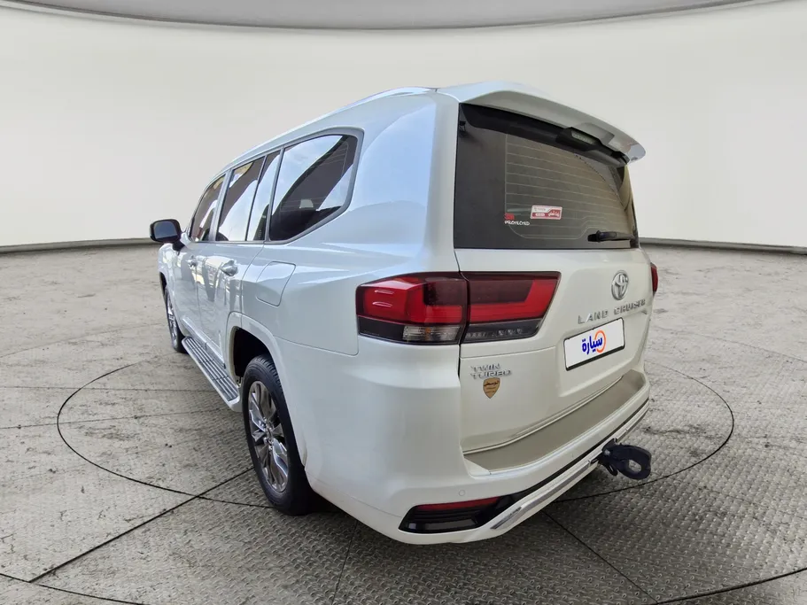 2023 Toyota Land Cruiser GXR3 