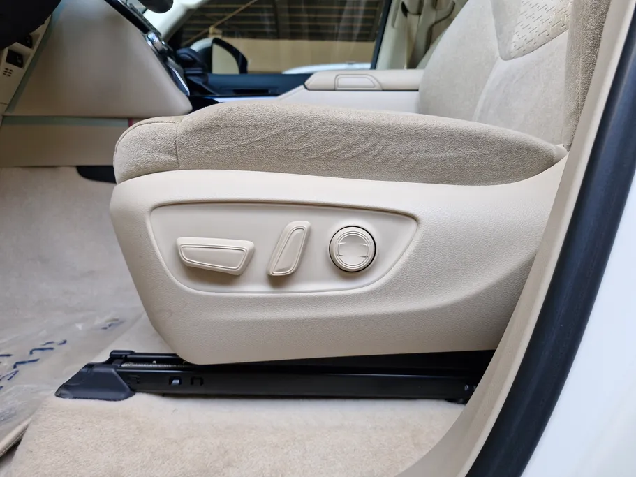 2023 Toyota Land Cruiser GXR3 