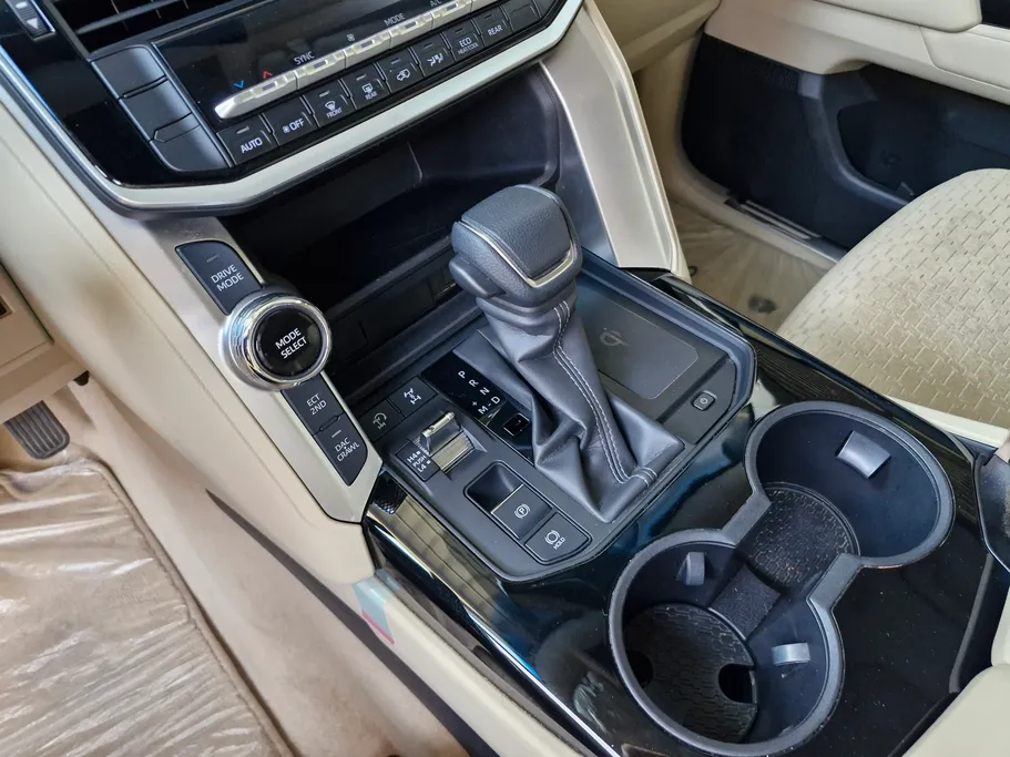 2023 Toyota Land Cruiser GXR3 