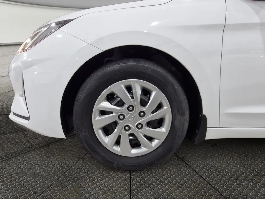 2020 Hyundai Elantra GL 