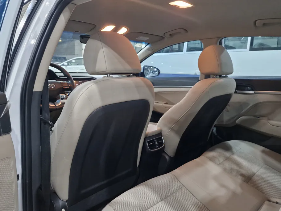 2020 Hyundai Elantra GL 