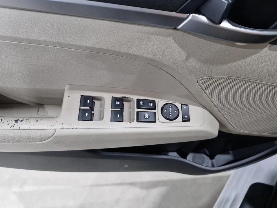 2020 Hyundai Elantra GL 