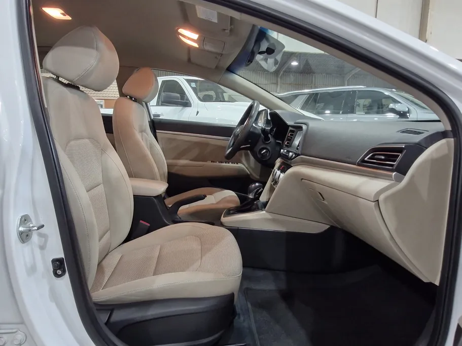 2020 Hyundai Elantra GL 