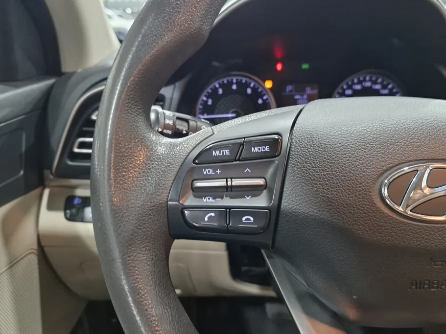 2020 Hyundai Elantra GL 