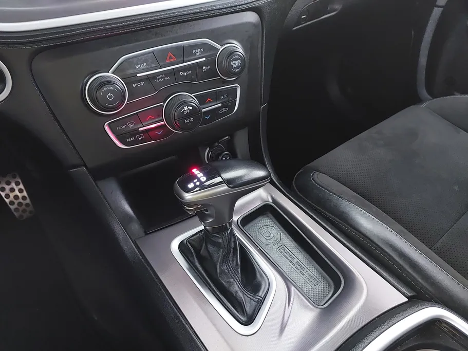 2022 Dodge Charger GT 