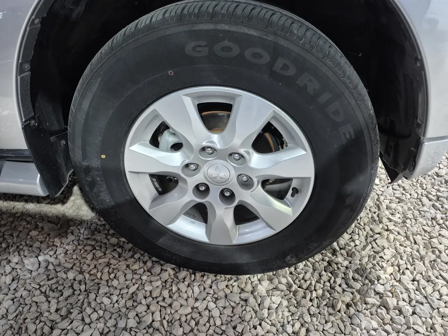 2020 Mitsubishi Pajero GLS 5Doors 