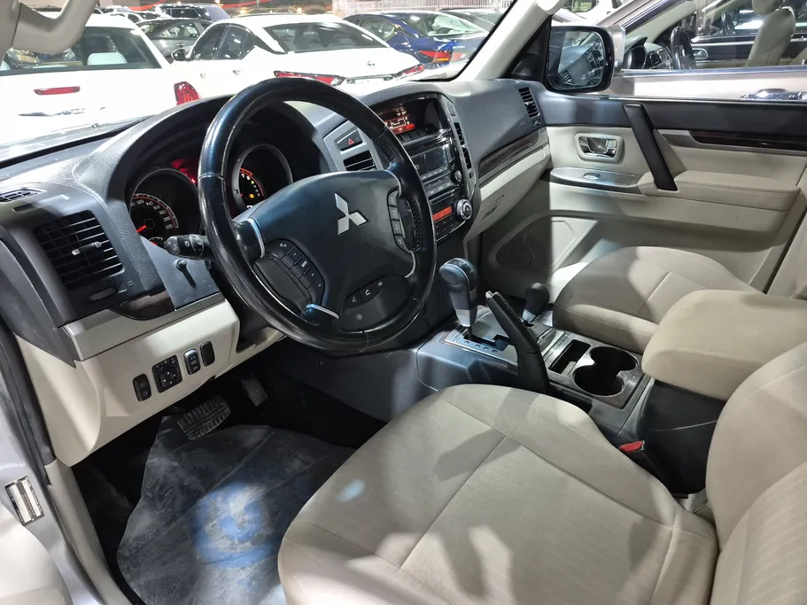 ميتسوبيشي باجيرو GLS 5Doors 2020 