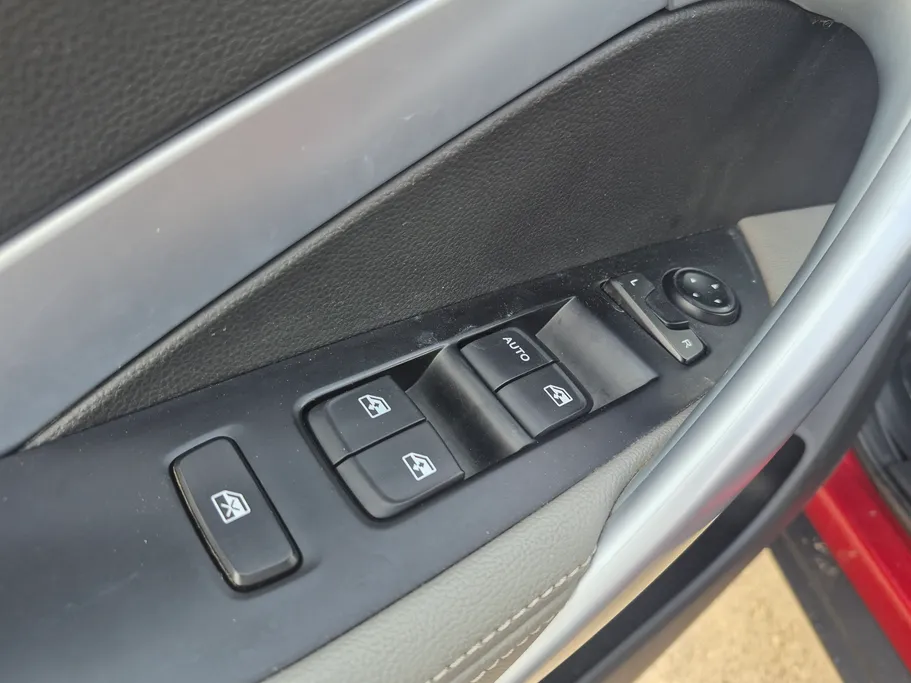 2023 Chevrolet Groove LT 