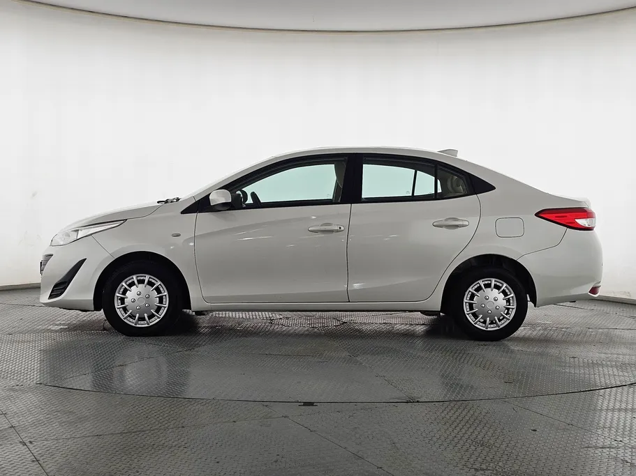 تويوتا يارس Y 2019 