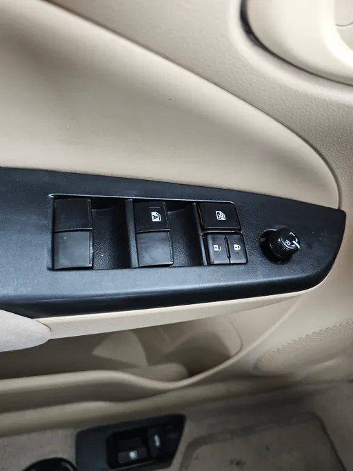 تويوتا يارس Y 2019 