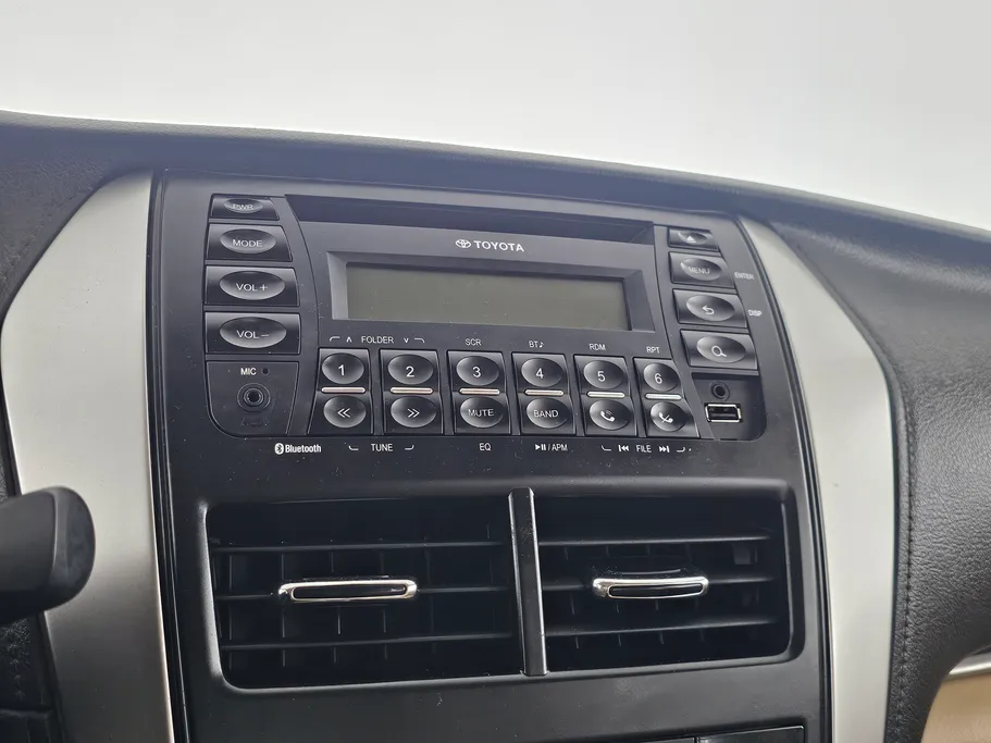 تويوتا يارس Y 2019 