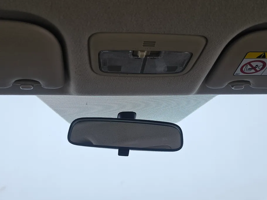 تويوتا يارس Y 2019 