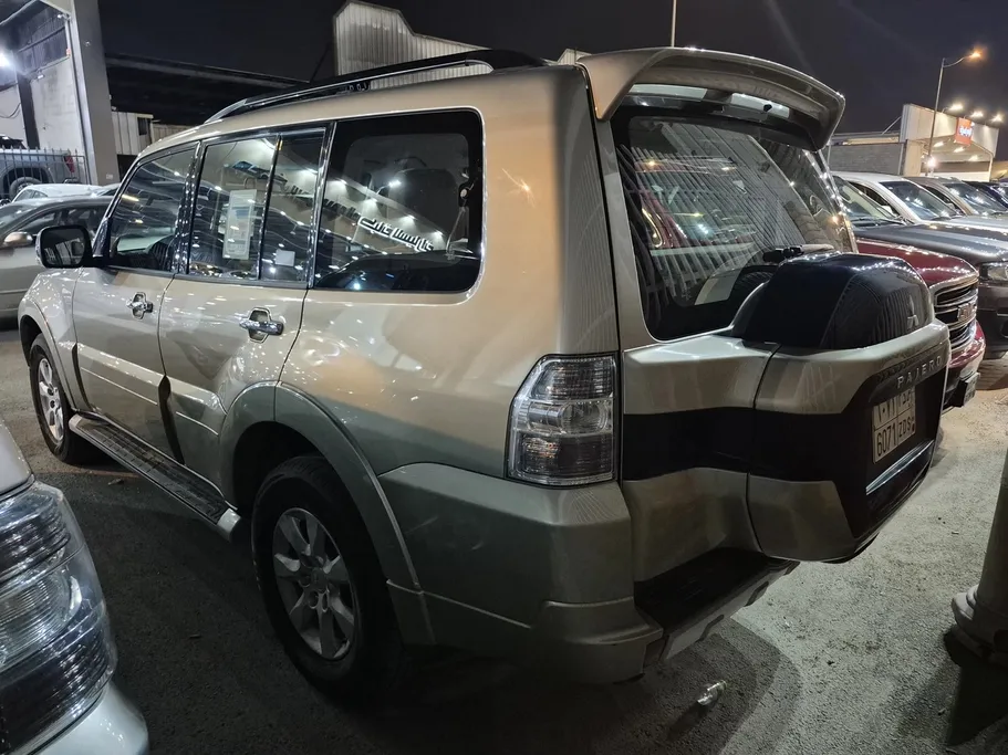 ميتسوبيشي باجيرو GLS 5Doors 2020 