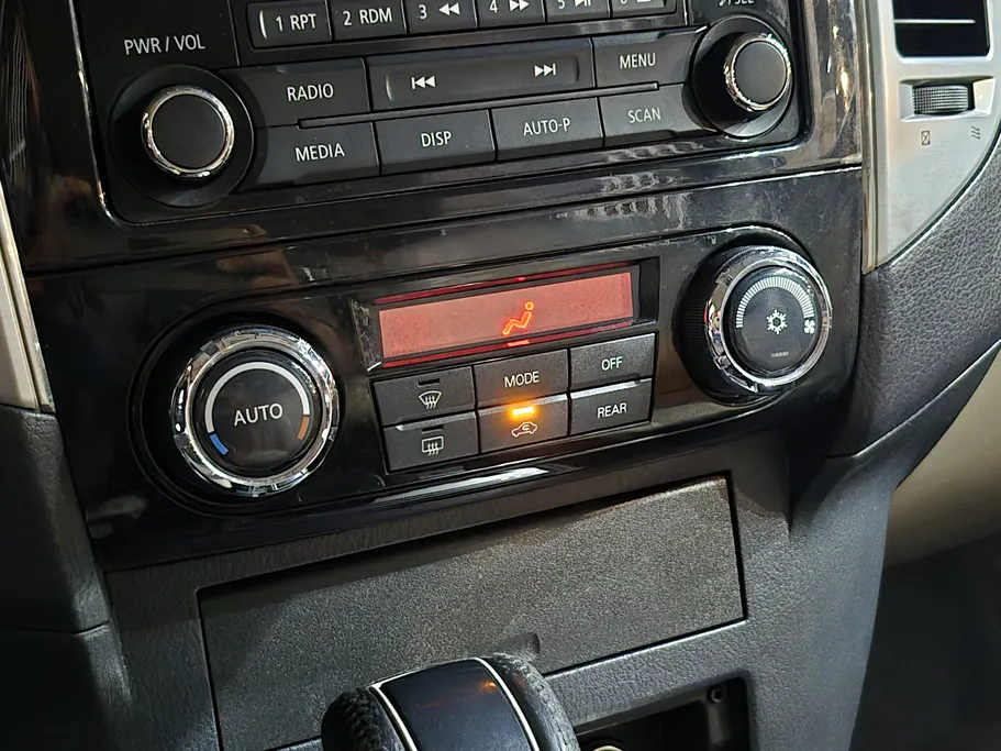 ميتسوبيشي باجيرو GLS 5Doors 2020 