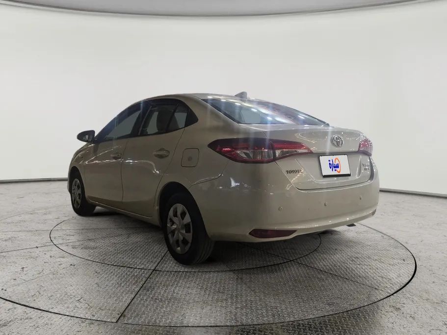 2019 Toyota Yaris  Y 